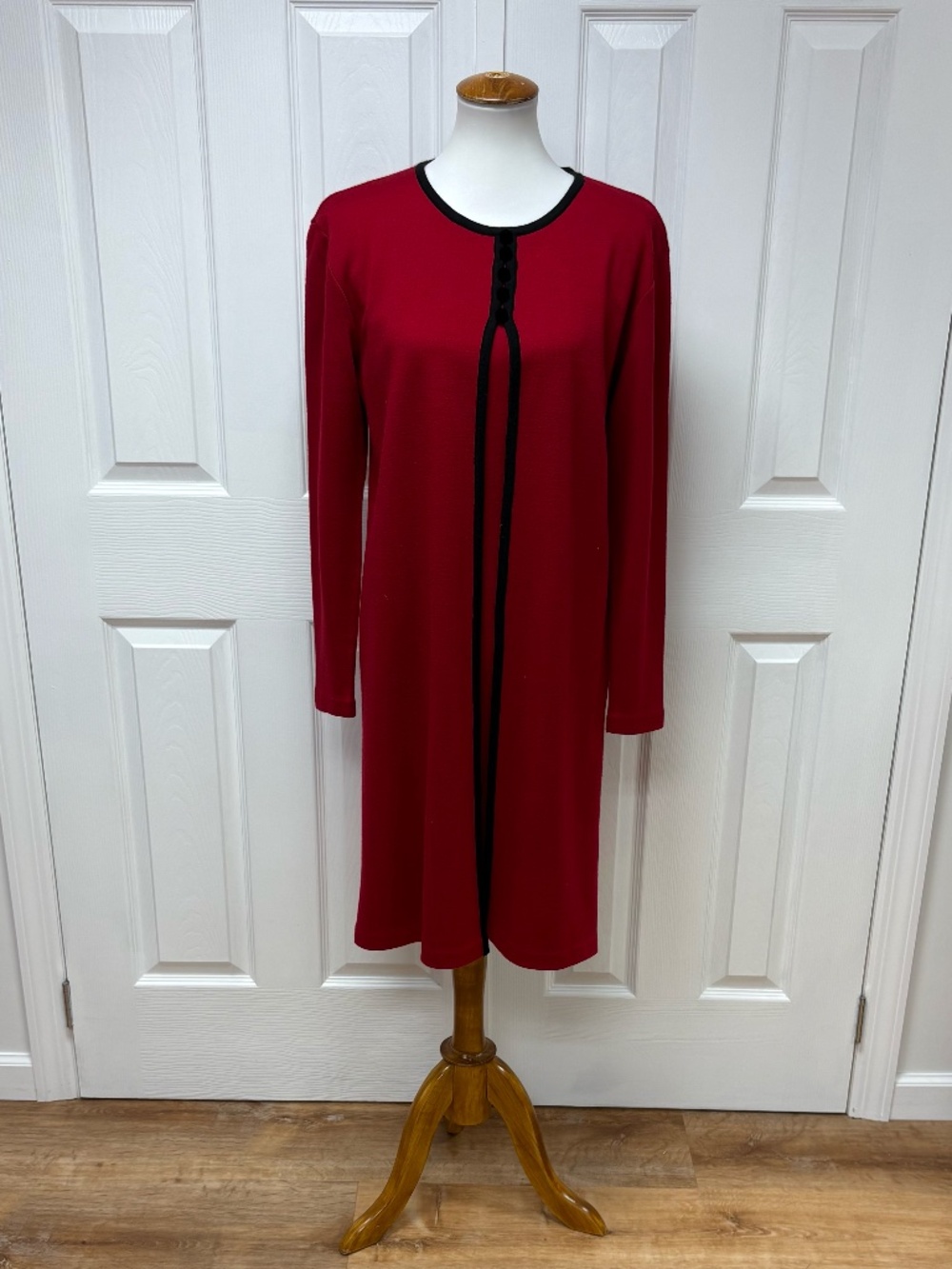Liz Claiborne Red Long‎ Sleeve Knit Dress - Size L.